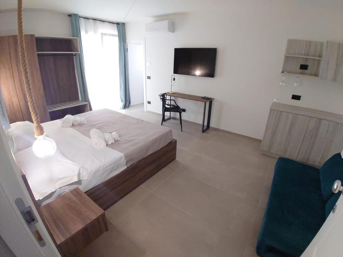 Don Turi - Charming Room Giardini-Naxos Extérieur photo